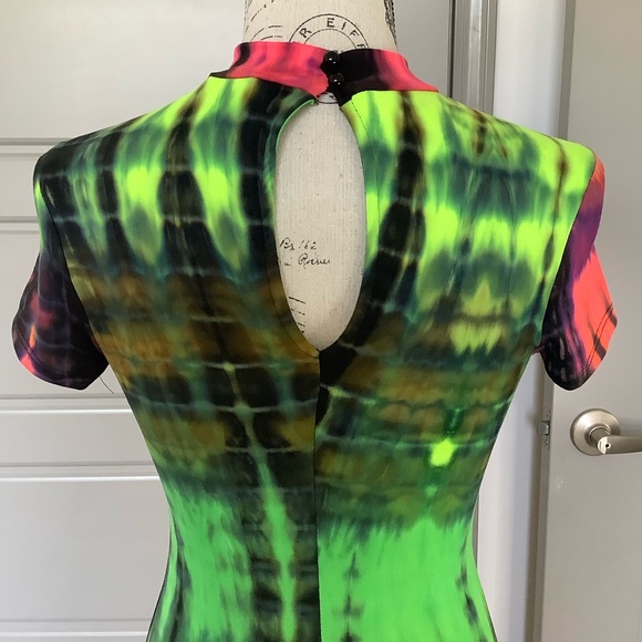 🌈 Florescent Tie-dye Midi Dress 🌈 - Picture 5 of 9